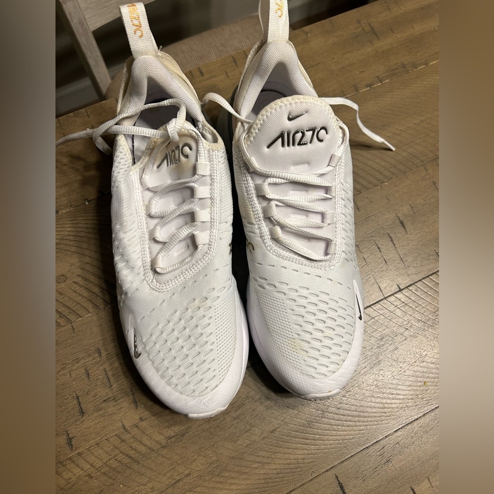 Women’s Nike shoes.